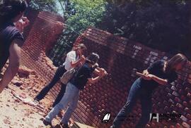 Demolición muro de la Facultad de Arquitectura 1995