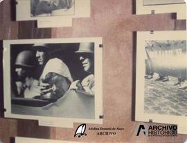 Muestra reporteros gráficos en el local de la OEA 1983
