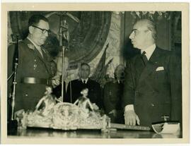 Juan Domingo Perón con Ministros. Jura de Ministros