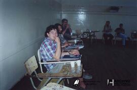 Primer encuentro organizado por la CPM en Colegio Nacional 2000