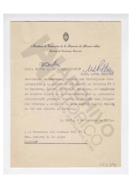 Las Sras María Elvira A de Moreno Kierman y Maria Luisa Peltzer, de la Secretaría de Enseñanza ag...