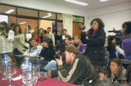 Visita a Roberto Cox- Periodismo UNLP 2010