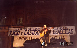 Plaza de Mayo, primer festejo gobierno de Kirchner 2004
