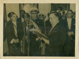 Juan Domingo Perón con Ministros. Jura de Ministros
