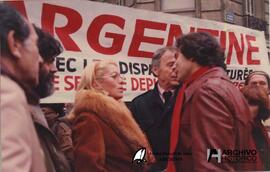 Manifestación en Francia por argentinos desaparecidos 1979