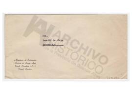 Sobre dirigido a Adelina con sello “Ministerio de Educación, Provincia de Buenos Aires, Escuela S...