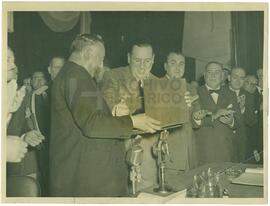 Juan Domingo Perón y con gremialistas