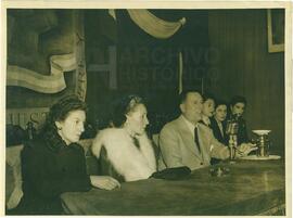 Juan Domingo Perón con Legisladores extranjeros