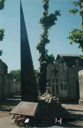 Cementerio 2003