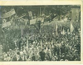 Juan Domingo Perón en actos multitudinarios