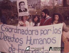 Marcha por los DDHH Ensenada, Plaza San Martín 1982