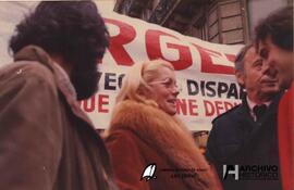 Manifestación en Francia por argentinos desaparecidos 1979