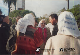 Madres de Plaza de Mayo, La Plata 2002